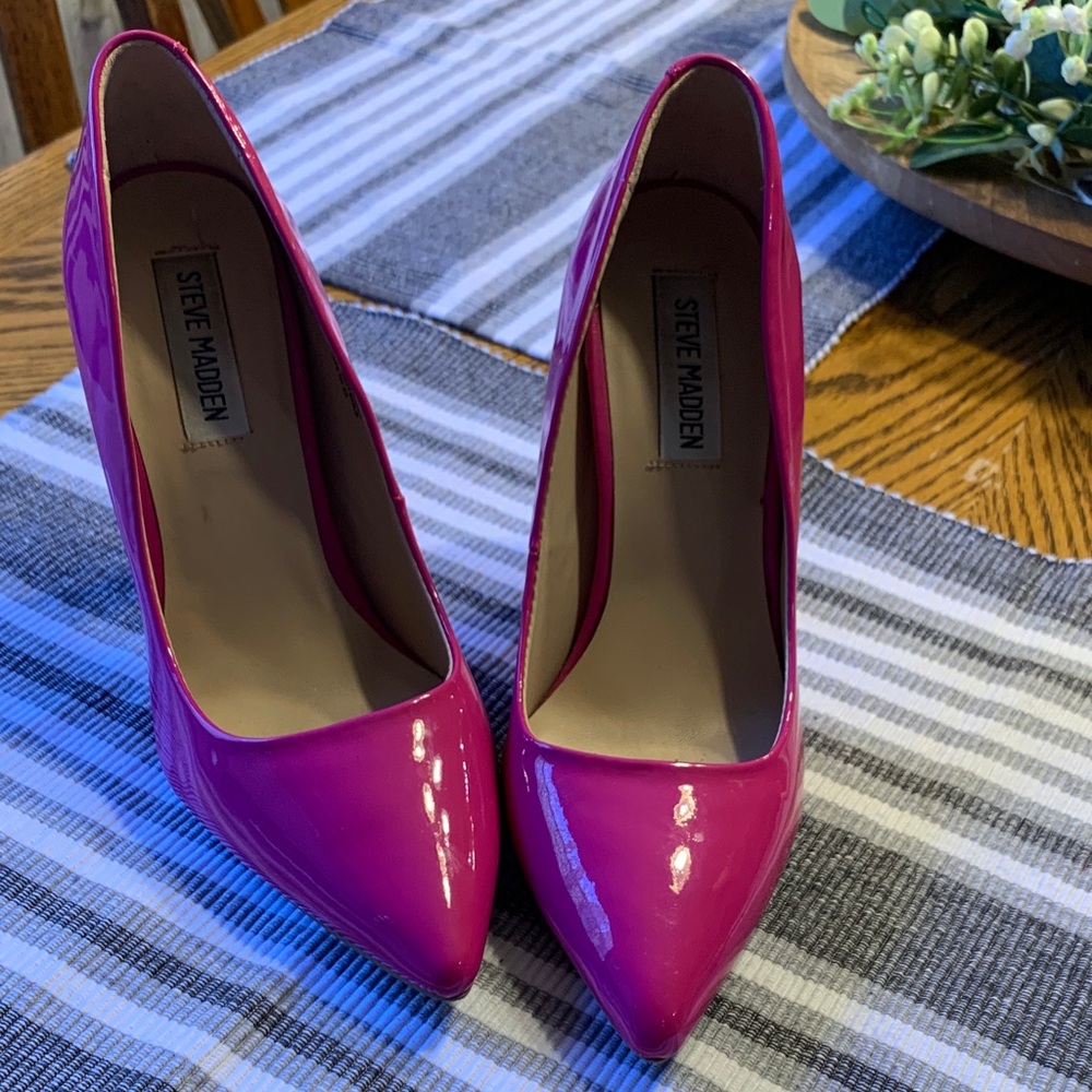 Steve Madden Fuchsia Heels for Women